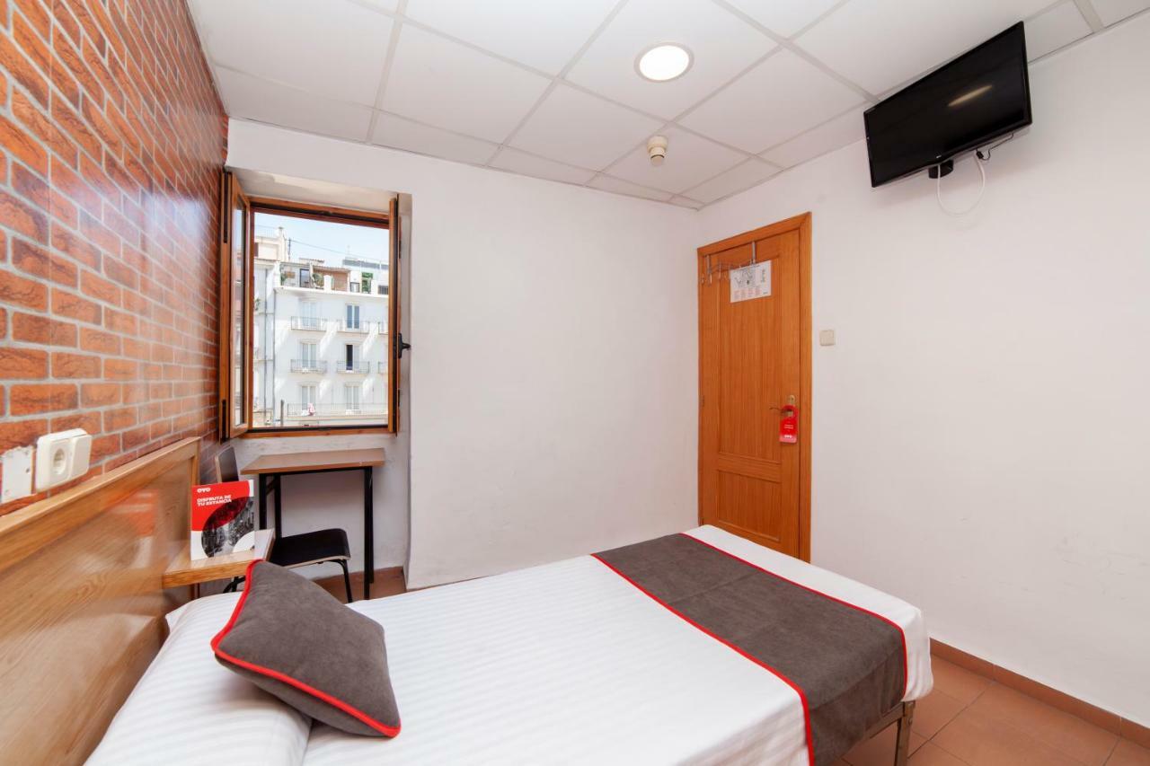 Hotel Oyo El Rincon à Valence Extérieur photo